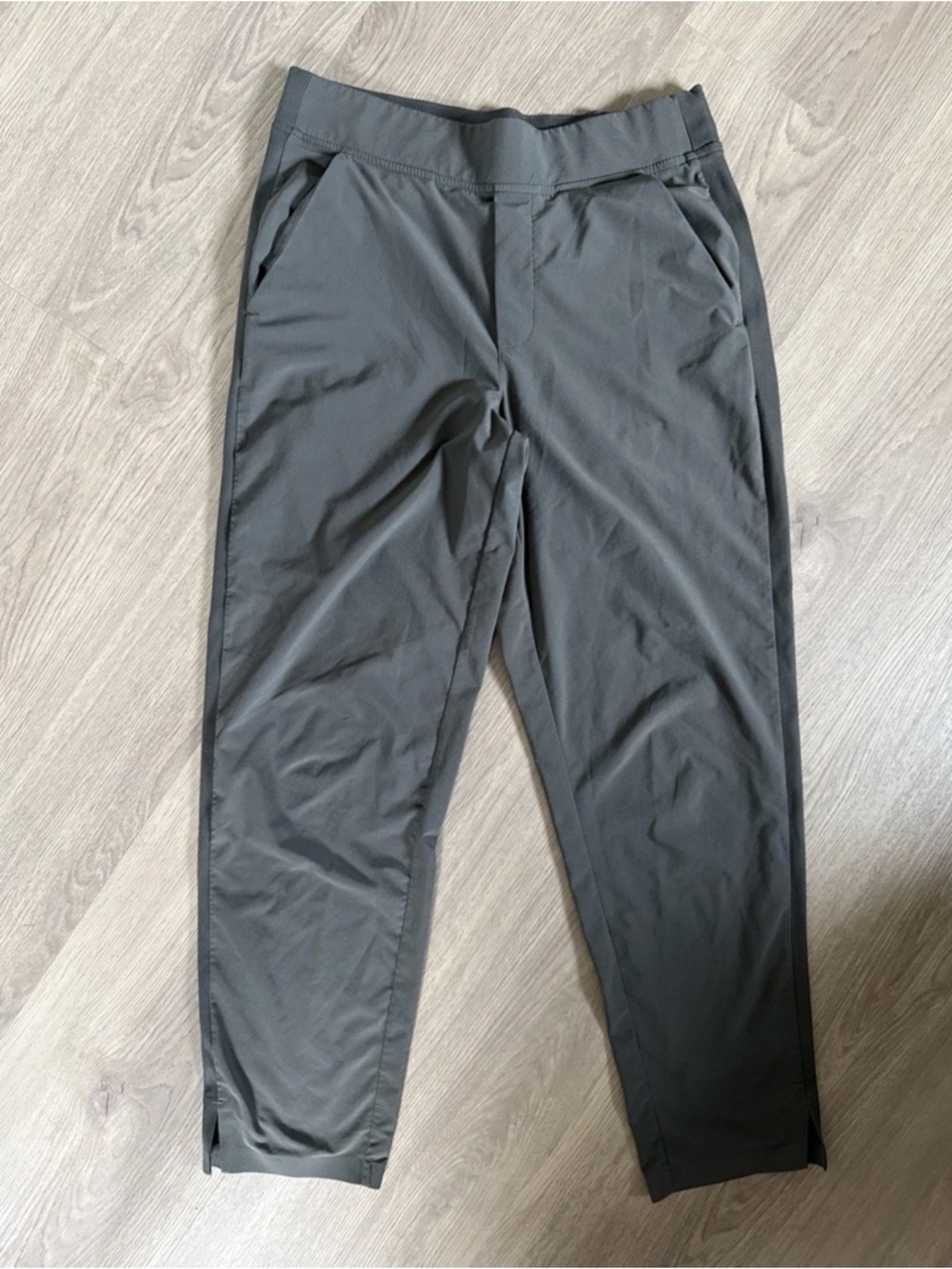 Athleta Brooklyn Mid Rise Ankle Pants - olive sz 6 gently used